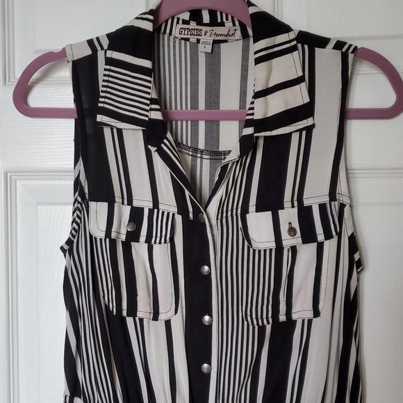 SOLD MERC - Picture 4 of 10